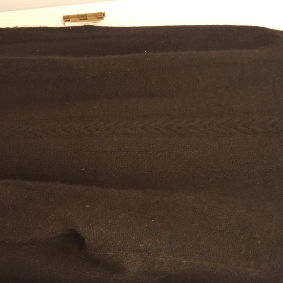 turtleneck sweater with ribbing details - Picture 4 of 4